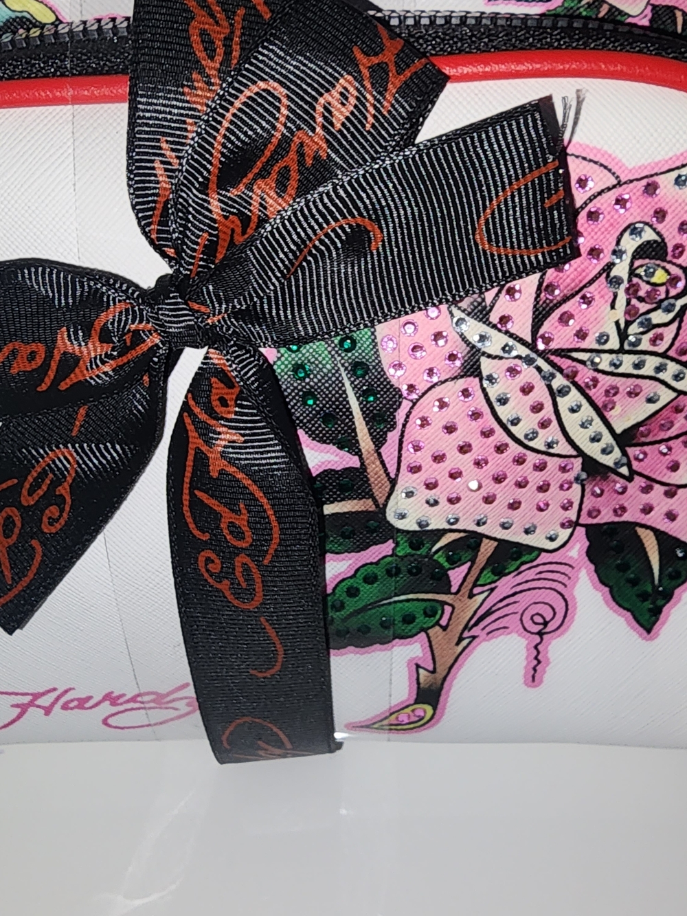 Ed Hardy White & Pink Rose Cosmetic Pouch Set - Picture 12 of 12